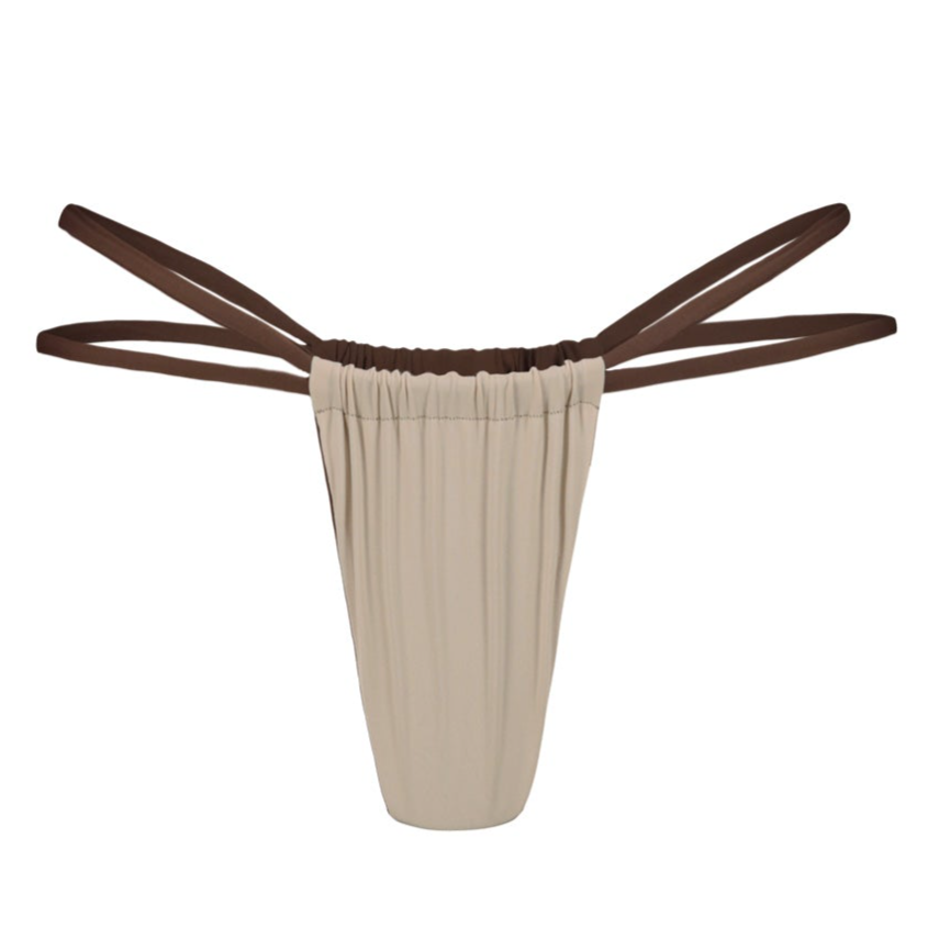 Praia das Tartarugas | Leite&Chocolate Bottom